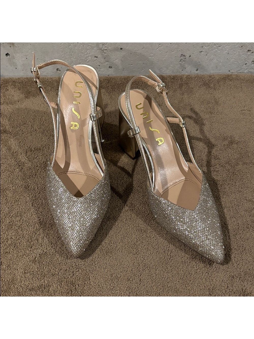 Unisa Merold Gold Glitter Pointed Toe Block Heel Sandals - Size 8.5 M